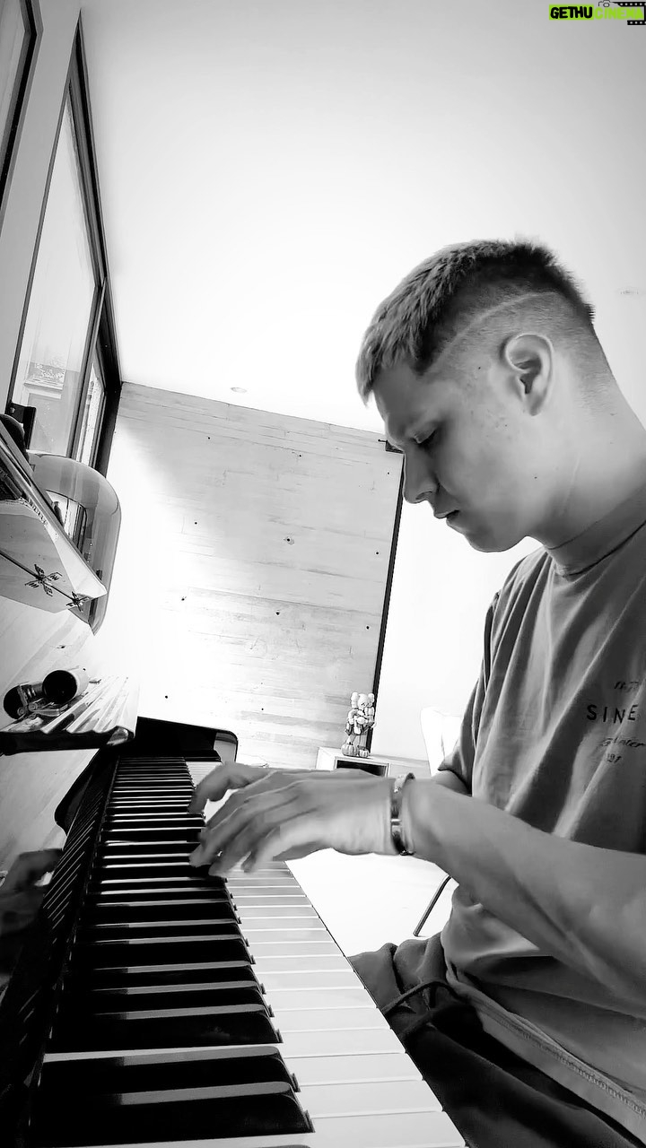 Fainal Instagram - Jamming Alla Turca @wolfangamadeusmozart #mozart