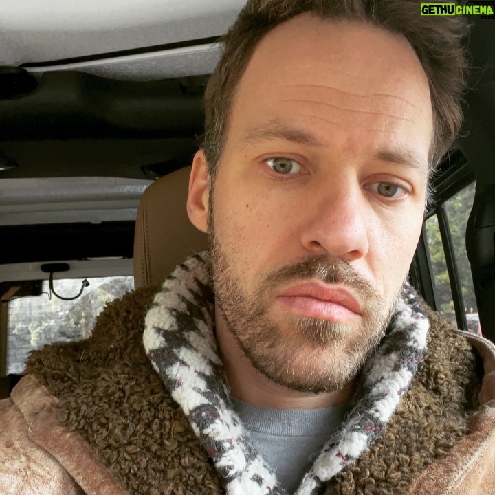 Falk Hentschel Instagram - 24th of december noon-2pm pst breathwork workshop donation based write me at breathofchange2020@gmail.com to be put on list you’ll receive a zoom link 1 hour prior to the workshop. Hang in there y’all.