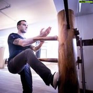 Falk Hentschel Instagram - Martial arts has played a massive role in shaping who i am and continues to teach me about a conscious life. I’m excited to live chat with @nima_king1 this wednesday at 7pm pst / 11 am Hong kong time. Nima will also share a gift code with you all to receive a free month of training. Don’t miss out.