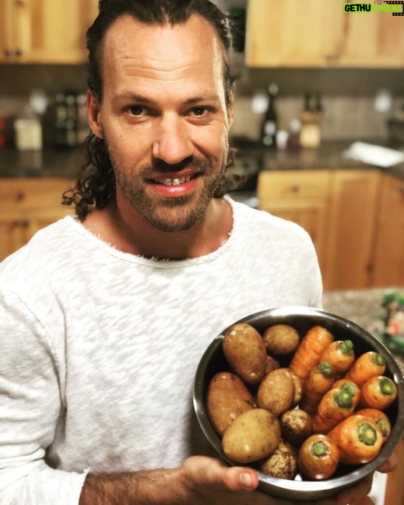 Falk Hentschel Instagram - so happy to make a stew out of these homegrown carrots and potatoes. #laboroflove