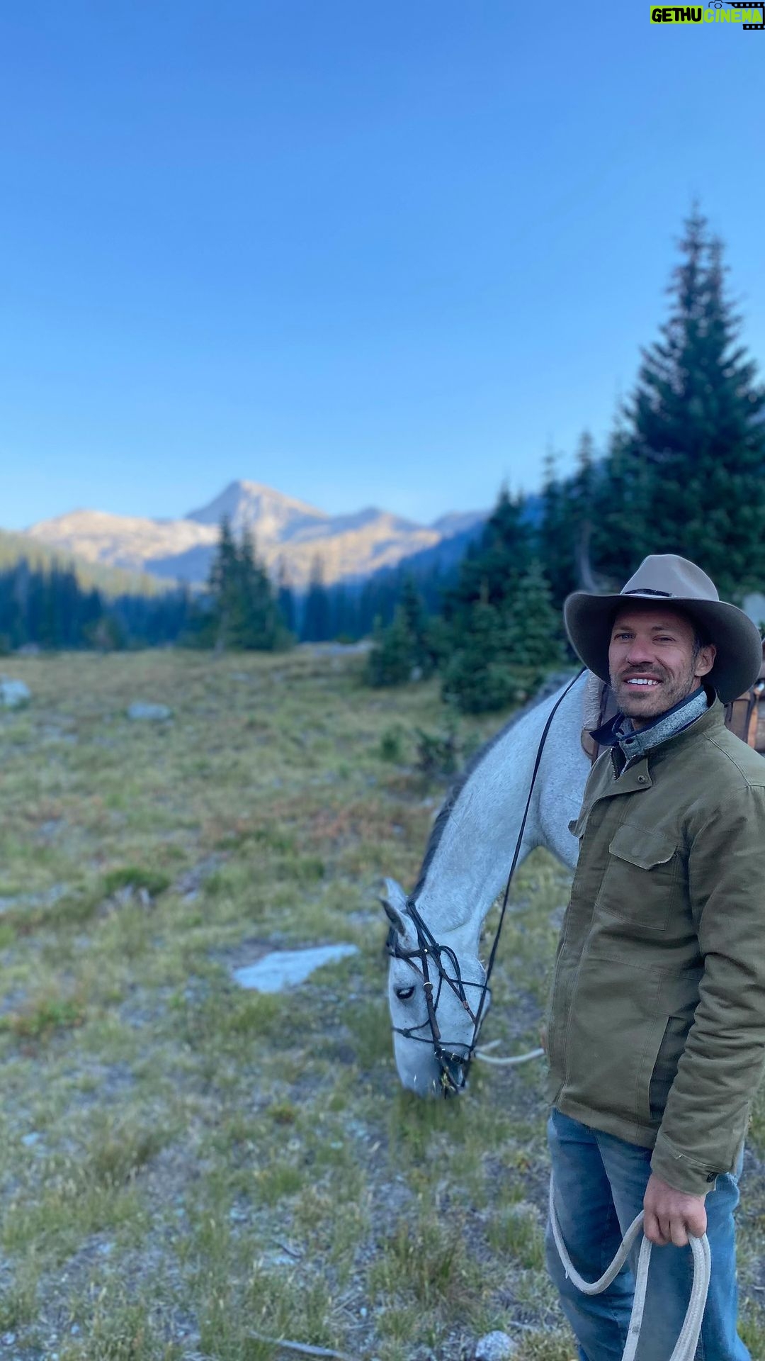 Falk Hentschel - 331 Likes - Finally got to fulfill a childhood dream of being a cowboy, riding this beautiful horse out in the wilderness. Asarah took great care of me and kept me safe. Thank you.
#horses #freedom