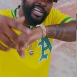 Falz Instagram - What on earth is this flow? 😩😩🔈🔈 Stinkingggg #OperationSweep 🧹