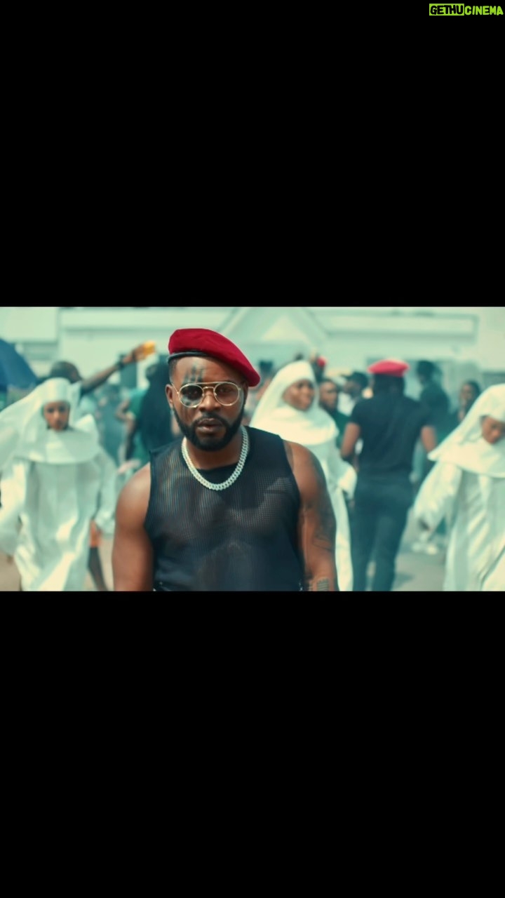 Falz Instagram - Situation report alongside my bro @teknomiles āš¾ #Owa OUT NOW! Credits šš¾ Directed by @oye2.0 x @falzthebahdguy DOP: @lucasgram001 Steadicam: @steadi_ernest 1st AD: @siavisuals1 2nd AD: @gbajumo__ Production manager: @badboyrenik + @partyboyjaiyee Production co-ordinator: @gbajumo__ 1st AC: @belloxmakesmagic Crane Operator: @stedi_crane Gaffer: @moskuit1 Colourist: @benaitar Art Director: @sanmi__o Editor: @oye2.0 MUA: @tej.u_x Stylist: @michael_odyssey BTS: @just.fae @taylorkues