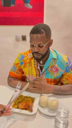 Falz Instagram - If you will chop life, chop it the right way 🍲 

@zoroswagbag
