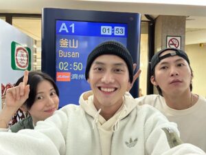 Fandy Fan Instagram - 아줌마 🫶🏻🫶🏻

#演員們的旅行
#迪克斯娛樂

感謝 @fotoallison 美照🖤

 @originals_tw