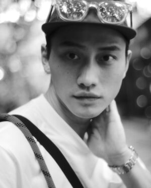 Fandy Fan Instagram - 和陳和平一起去出遊了🥹🥹🥹

Photo by 美人 @fotoallison 🖤

 #lacoste
 #oliverpeoples 
#演員們的旅行