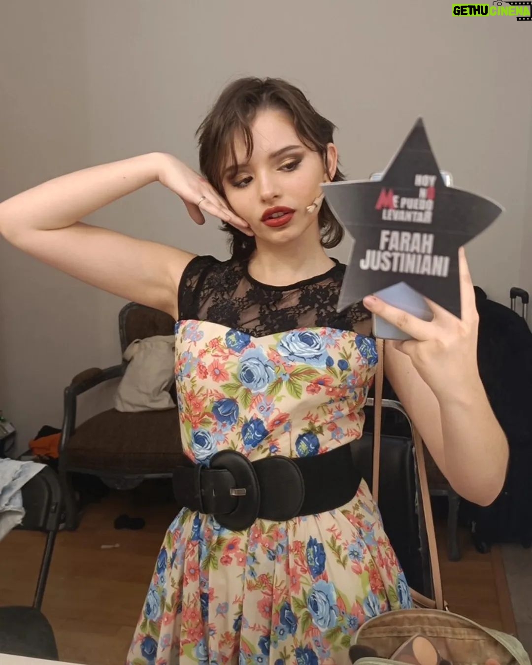 Farah Justiniani Instagram - ¡¡Gracias por todo!! Lo que disfrute este proceso de montaje y funciones. Sin duda, un momento hermoso que voy a recordar siempre. Los adoro y estoy muy agradecida por compartir con ustedes muchas cosas. Gracias por toda la enseñanza que me dieron. Mi corazón y mi alma se van contentos 🫀 @sisuconecta @soymariameneses @rogeese @diegomedelmusic @maria.ayusoh @pfofo @aranzavaldess