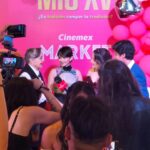 Farah Justiniani Instagram - @sobreviviendomisxv @videocine ¡¡Mañana ya se estrena!!