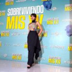 Farah Justiniani Instagram - @sobreviviendomisxv @videocine ¡¡Mañana ya se estrena!!