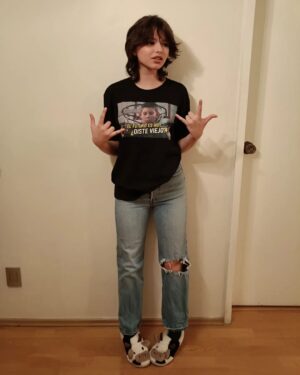 Farah Justiniani Instagram - 1. Farah 
2. Perro 
3. Atardecer lindo
4. De noche con el Chif 
5. Lo que no ven los directores cuando grabó algun casting
6. Baile que baile 
7. Cantando mi canción fav de Caifanes 
8. Na se 
9. Farah en alucin y fife (no lo soy) JSKSJSK 🤌
10. Ya se siente navidad