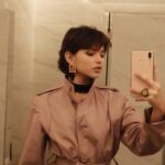 Farah Justiniani Instagram - Me gusta tener muchos estilos 🪼🪲🦪