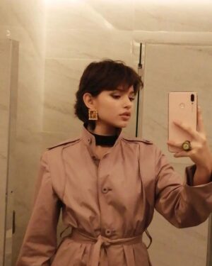 Farah Justiniani Instagram - Me gusta tener muchos estilos 🪼🪲🦪