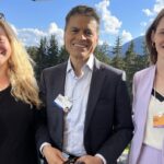 Fareed Zakaria Instagram - My amazing Davos Duo! Thanks Emily and Jessica! WEF Davos