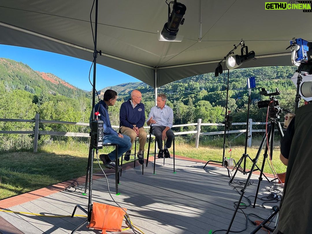 Fareed Zakaria Instagram - Last weekend was fun! Put together a wonderful show from the Aspen Economic Strategy conference and THEN, went hiking. Aspen to Crested Butte. We went 11 miles, climbed 3,000 feet to West Maroon Pass and then descended into Crested Butte. Stayed the night in Crested Butte ( an amazing town, flashback to what Colorado was like decades ago.) Then we woke up at 6 am and did it all again in reverse. Thanks to my fellow hikers and friends: Travis, Ryan, Kayla and Cassie. Was such a pleasure and blessing to do this with you. πππ Aspen, Colorado