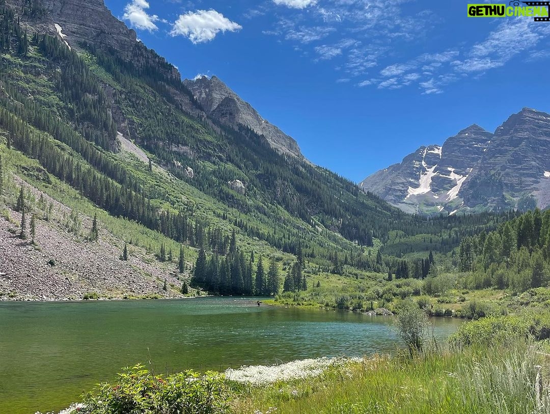 Fareed Zakaria Instagram - Last weekend was fun! Put together a wonderful show from the Aspen Economic Strategy conference and THEN, went hiking. Aspen to Crested Butte. We went 11 miles, climbed 3,000 feet to West Maroon Pass and then descended into Crested Butte. Stayed the night in Crested Butte ( an amazing town, flashback to what Colorado was like decades ago.) Then we woke up at 6 am and did it all again in reverse. Thanks to my fellow hikers and friends: Travis, Ryan, Kayla and Cassie. Was such a pleasure and blessing to do this with you. πππ Aspen, Colorado