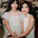 Febby Rastanty Instagram - Throwback last saturday! Akhirnya kesampean ketemu sama yaya! HAHAHA pantau story kak ririn & kak ibnu buat liat video-video menggemaskan bu yaya! Kemarin yaya lagi capek dan ngantuk jadi gak sempet ngobrol deh hahahaha semoga ketemu lagi ya anak cantik!! ❤️ @ririnekawati @ibnujamilo 📸: @armanfebryan