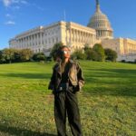 Febby Rastanty Instagram - Throwback to one lovely day in DC. Twas my last day in dc. I’ve actually planned a few activities to do & a few restaurants to try. Ended up just eating ramen, going to the library and strolling at the park. Duduk, leyeh-leyeh, ngobrol ngalor ngidul, foto-foto sambil liat sunset. The day didnt go exactly the way i planned, but it went perfectly fine. Sometimes, you just have to throw away all the worry, all the plans. Just enjoy the ride and let it surprise you. 💖