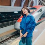 Febby Rastanty Instagram - #throwbacktuesday naik kereta cepat jakarta-bandung yang cuma 30 menit aja sekarang. Sebagai warga jakarta yang waktunya sedikit tapi sukanya jalan-jalan kesana-sini, aku happy sih 😚😚 semoga bisa selalu dijaga dan digunakan dengan baik & bijak ya semua fasilitasnya hehe.