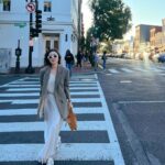 Febby Rastanty Instagram - First time in the city. Strolling around, Museum hopping, catching up & curhat sesh with my long-distance sis @enzystoria 🥹 accompanied by a beautiful sunset & famous cupcakes in town and ended with a good spanish dinner. A lovely day indeed ❤️