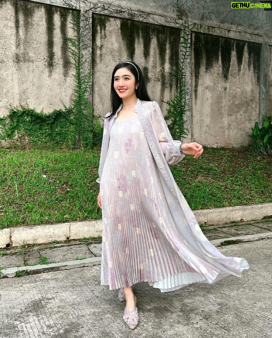 Febby Rastanty Instagram - Minal aidin wal faidzin instapeeps! Mohon maaf jika ada salah kata & perbuatan, baik yang disengaja maupun tidak. Happy Eid Mubarak 😊🙏🏻