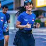 Febby Rastanty Instagram - Dari dulu emang udah suka lari, dari dulu gapernah nolak kalau diajakin lari. Joining a marathon has always been on my bucketlist. Tapi mikirnya nanti-nanti aja deh kalau umur 30an aja gitu hahaha 😂 Trus tahun 2022 kemarin, tanpa latihan apapun, nekat ikutan half marathon 21k di jakarta. Karena konsep nya cuma ikut-ikutan, jadi gapunya ekspektasi apapun. Yang penting finish & gak cedera aja hahaha. Eh ternyata malah happy & ketagihan 😆❤️ becanda-becanda sama temen, apa kita langsung lanjut tokyo marathon apa? Hahaha eh copot eh copot…beneran kejadian tuh 🫢 tiba-tiba di hubungi sama tim @pocarisportid dan di challenge buat ikutan Tokyo Marathon 2023 di Jepang. Pas ditawarin, aku cuma bisa ketawa dalam hati. Ya mana mungkin… waktu sisa 3,5 bulan lagi, disuruh lari 42 km 🙂🙏🏻 tapi berhubung nekat dan ambi adalah nama tengahku, jadi ya sudah pasti kuterima challengenya ☺️ So now here i am.. 5 days to go to Tokyo Marathon 2023. Wish me luck guys! 💃🏻