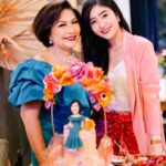 Febby Rastanty Instagram - Happy sweet 17th birthday Mama Anice cantik 😜💖 @aniceworang Semoga sehat & bahagia selalu. Bismillah soon nambah personil di foto ini ya ma? eh gimana gimana… 🤪🤪