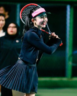 Febby Rastanty Instagram - Tennis tapi bukan tiba tiba 😌