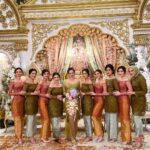 Febby Rastanty Instagram - Kakakku satu lagi resmi jadi istri orang 🥹❤️ cari laki-laki mantap sana sini di jakarta, eh ternyata jodohnya jauh amat di Amerika 😂 bener-bener ya Rencana Tuhan emang unik banget. Selamat menempuh hidup baru Kak Enzy sayang & Kak Mol! @enzystoria @molenkasetra Semoga pernikahan kalian selalu dilindungi Allah SWT. Bahagia & Saling jaga. Sehat & Sejahtera. Love yous! Bonus: video iklan permen karet di akhir 😝 #sayangkalaugakdiupload #barubisaupload