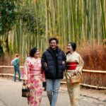 Febby Rastanty Instagram - Hari-hari terakhir di jepang, secara impulsif tiba-tiba pengen foto bagus sekeluarga. Ini pertama kalinya lagi liburan bertiga semenjak pandemi kemarin. Destinasinya jepang lagi. Salah satu destinasi favorit kita bertiga. Dan setiap liburan bertiga gapernah punya foto bener-bener proper. Paling foto nya cuma berdua atauga ya aku sendiri HAHAHAHA (tentu saja yang paling banyak minta fotoin dengan berbagai angle 😌🙏🏻) jadi langsung aja contact @sweet.escape buat fotoin kita di kyoto. Sewa kimono juga bareng sama mama biar lebih blend-in sama background. Kalau dede ku jangan harap ya doi mau ikut2 kakak dan mamanya centil-centilan gini. Anddd i love the picsss so much ❤️❤️😍 trus kemarin dapet photographernya orang indonesia jadi lebih enak diarahinnya. Coba deh kalau kalian lagi di jepang langsung aja contact @sweet.escape 🙋🏻‍♀️ don’t forget to use my code “FEBBY10” 10% off + 10 extra downloadable photo for photoshoot in all SweetEscape’s available destination ❤️