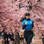Febby Rastanty Instagram - Gak afdol ya, kalau liburan ke jepang tapi gak upload sama bunga sakura. Sambil lari juga deh biar kayak marathoner banget gitu. AZEEEEEEK 💃🏻