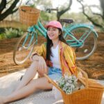 Febby Rastanty Instagram - Beberapa tahun belakangan ini selalu berjodoh sama jogjakarta. Dapet kerjaan disini terus dan harus stay dalam waktu lama, bisa sebulan sampai dua bulan disini. Sampe rasanya semua makanan dan wisata udah pernah dicobain hahaha. Tapi gapernah bosan rasanya dan selalu ingin balik. ❤️ seperti lirik lagu.. selalu ada sesuatu di jogja. 🫶🏻