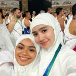 Febby Rastanty Instagram - Alhamdulillah, Alhamdulillah, Alhamdulillah… terima kasih yaAllah bisa diberikan kesehatan, kesempatan & rezeki untuk bisa kembali berkunjung kerumahMu :’) sangat bersyukur bisa menghabiskan malam terakhir di tahun 2023 dengan melaksanakan ibadah umroh. Semoga bisa jadi awal yang baik untuk tahun 2024 kedepannya. Bismillahirrahmanirrahim ☺️❤️ Doa baik juga untuk semua teman-temanku yang liat post ini. Semoga yang belum pernah dan ingin pergi kembali disegerakan ya. Aamiin YRA.