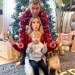 Fedez Instagram - Merry Christmas from our family to yours.. Our 7th Christmas as The Ferragnez 🥹 Seiser Alm / Alpe di Siusi