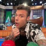 Fedez Instagram - Buone feste da #LOLXmasSpecial disponibile su @primevideoit 🎄❤️