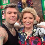 Fedez Instagram - Buone feste da #LOLXmasSpecial disponibile su @primevideoit 🎄❤️