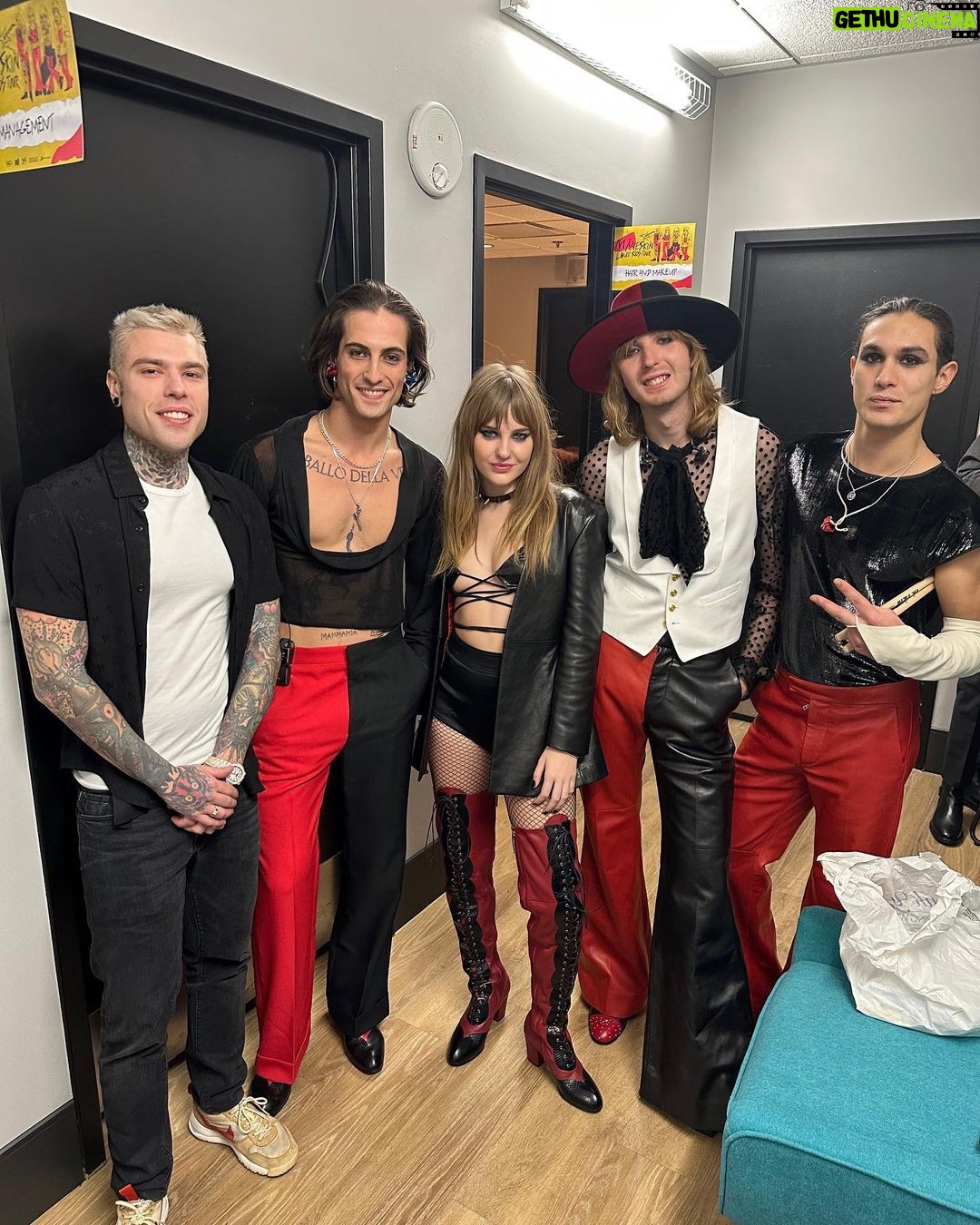 Fedez Instagram - Con i miei amici Maneskin a Las Vegas 💖✨ Las Vegas, Nevada