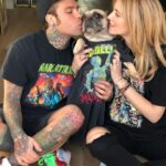 Fedez Instagram - Sei stata parte della nostra famiglia e forse qualcosa di più. Inconsapevolmente sei stata il motivo per cui io e la mamma ci siamo conosciuti, “il cane di Chiara Ferragni ha il papillon di Vuitton” e così quasi per gioco sei sempre stata al nostro fianco in questi 7 anni. Eri con noi quando è nato Leo, eri con noi quando è nata Vittoria. Tu eri noi. Il nostro ultimo abbraccio alla nostra prima bimba. Ciao Mati, ci manchi già ❤️