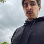 Felipe Castanhari Instagram - Aguardando o espetáculo do eclipse nesse lindo céu de São Paulo