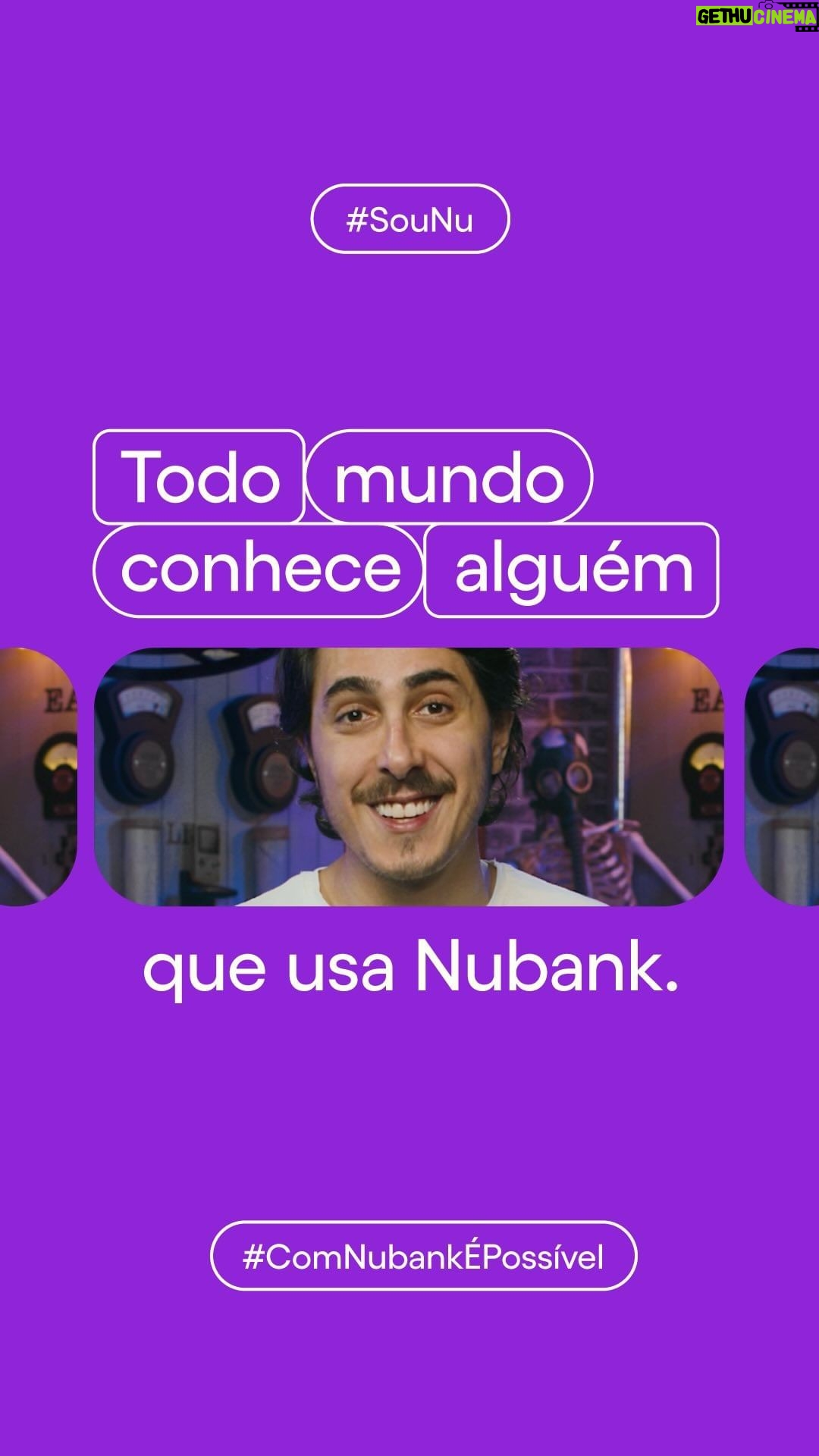 Felipe Castanhari Instagram - Seis graus de separação! Você já ouviu falar desta teoria? Segundo ela, bastam até seis laços de amizade para conectar quaisquer duas pessoas no mundo! E algumas conexões são mais fáceis que outra, por exemplo, conectar 85 milhões de pessoas com algo em comum: todas serem clientes do @nubank. É por isso que todo mundo conhece alguém que usa Nubank. Eu, por exemplo, conheço o @pedroottoni_ e ele tem outra curiosidade pra te contar. Tá com você, Pedro! Aproveita e se você for cliente ou conhece alguém que é, comenta neste vídeo marcando a hashtag #SouNu #ComNubankÉPossível #publicidade