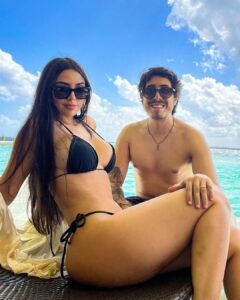 Felipe Castanhari Instagram - Nossa primeira viagem pós covid tá sendo bem legal🌞 #Cancun