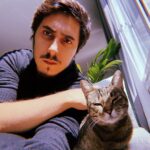 Felipe Castanhari Instagram – faz cara de mal pra foto