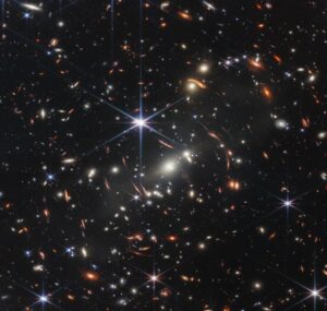 Felipe Castanhari Instagram - Essas são as primeiras fotos divulgadas pelo novíssimo telescópio Jammes Webb. É uma das coisas mais lindas que eu já vi (depois da @nyviestephan)