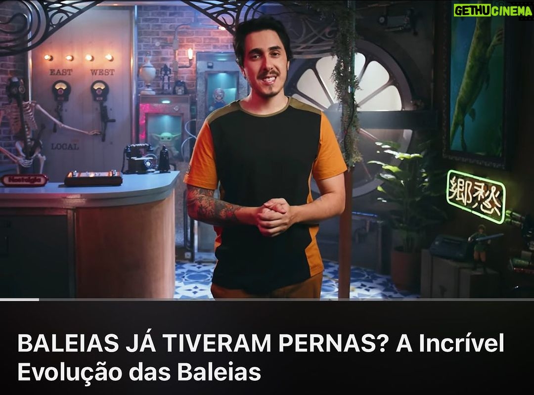 Felipe Castanhari Instagram - Vocês reclama que não tem vídeo, então toma aí pra vocês mais um Nostalgia Ciência. Link na minha Bio S2