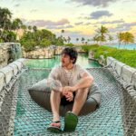 Felipe Castanhari Instagram - Nossa primeira viagem pós covid tá sendo bem legal🌞 #Cancun