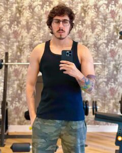 Felipe Castanhari Instagram - Dez / Jan / Fev - n necessariamente nessa ordem