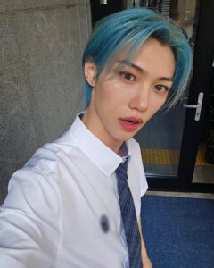 Felix Instagram - HEARTRIS - NiziU 지켜봐주세요 💙 #stay #felix #niziu