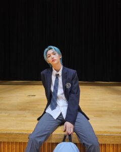 Felix Instagram - HEARTRIS - NiziU 지켜봐주세요 💙 #stay #felix #niziu