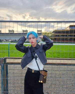 Felix Instagram - 🩵🤟💙
#STAY