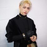 Felix Instagram - Thank you #Stay for gifting us Best Kpop for the VMA! Thank you 💙 @nicolasghesquiere @louisvuitton For letting me wear such charming and delightful pieces at the VMA! 🥹👌✨️