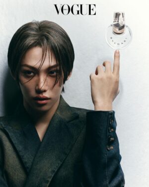 Felix Instagram - Black and blonde.? 🤍🖤
@voguekorea #BVLGARIPARFUMS
#stay